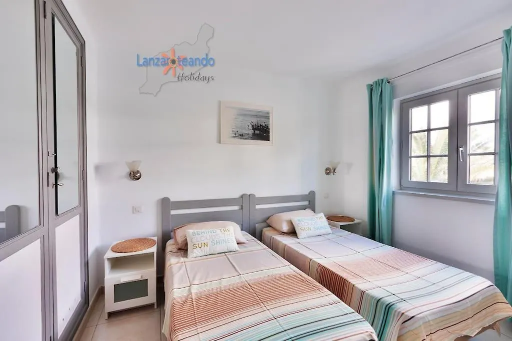 Apartment Casa Patty, Piscinas Climatizadas, Primera Linea Costa Teguise