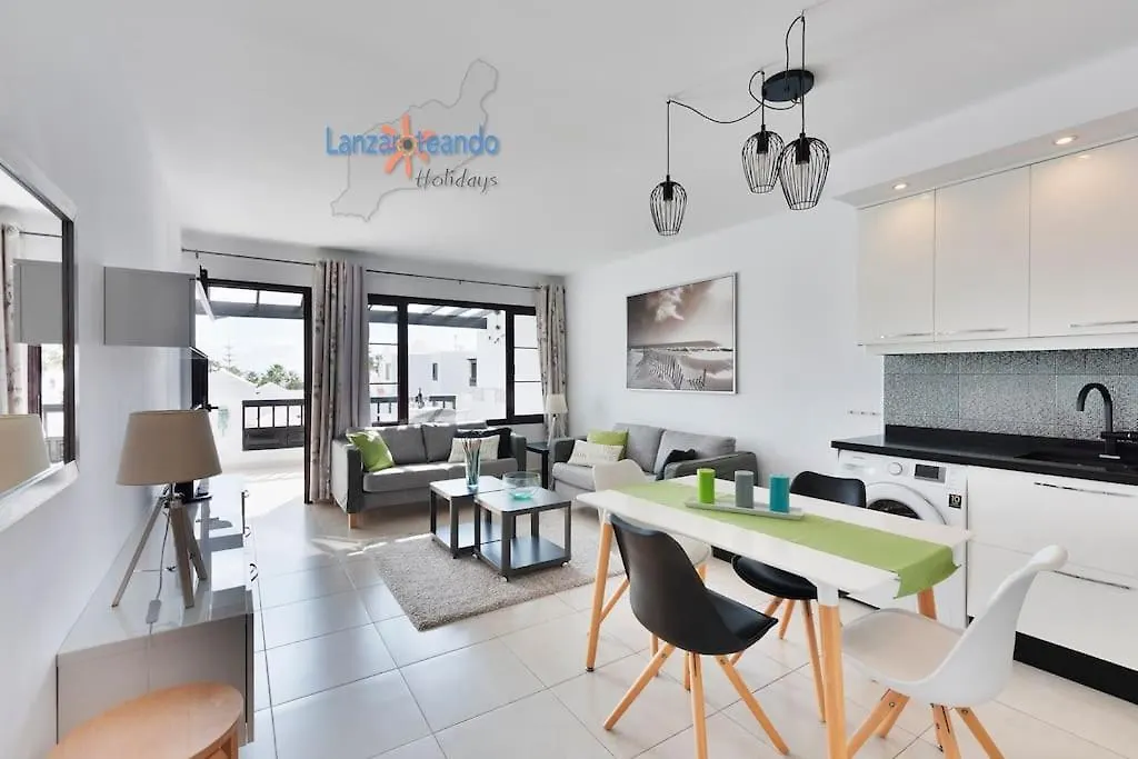 Apartment Casa Patty, Piscinas Climatizadas, Primera Linea Costa Teguise